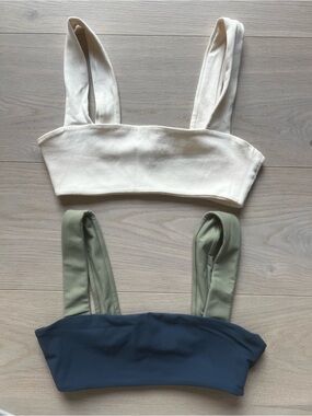 WeWoreWhat Cream & Navy Double Crop Tops